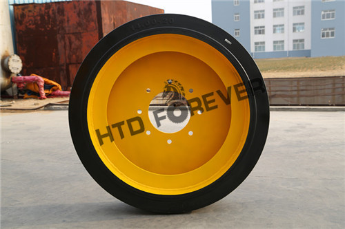鋁廠陽(yáng)極車(chē)輪胎